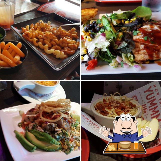 Red Robin Gourmet Burgers and Brews, 16904 Meridian Ave E in Puyallup