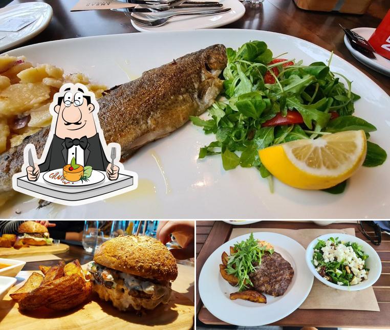 Platti al Restoran Ambar