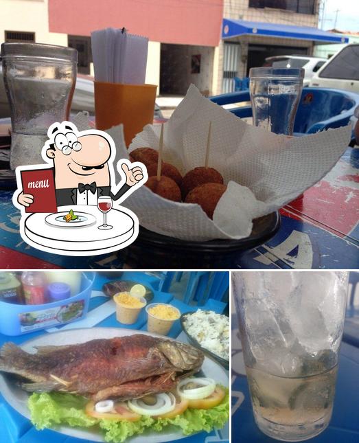 Esta é a foto apresentando comida e bebida no Danilo S Bar