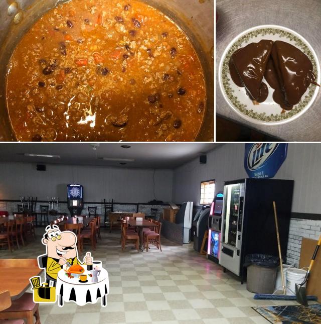 Road House Bar & Grill in Tappen Restaurant menu and reviews
