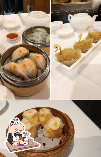 Palace Chinese Restaurant serves a variety of sweet dishes