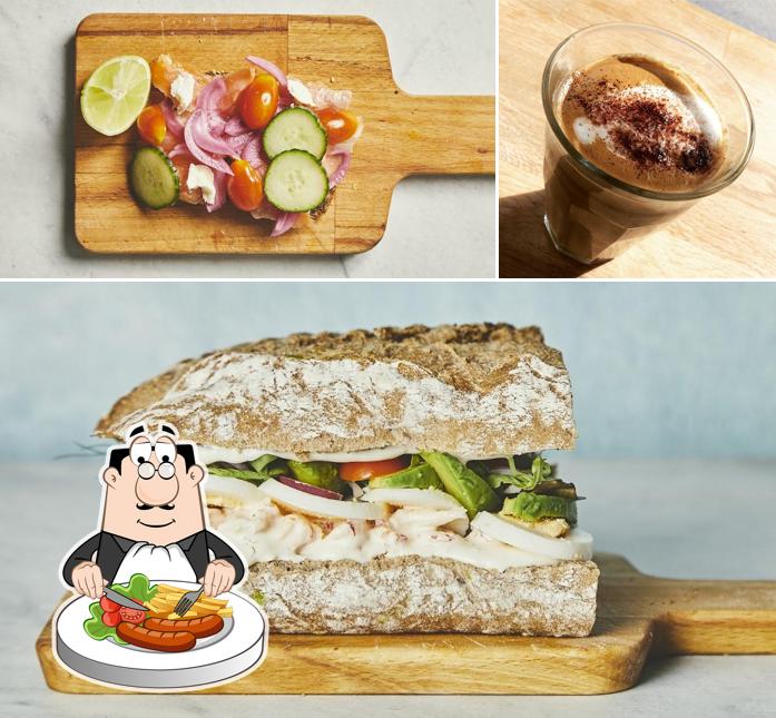 Freunde Sandwich is distinguished by food and beverage