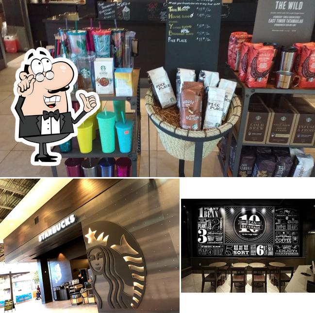 L'intérieur de Starbucks