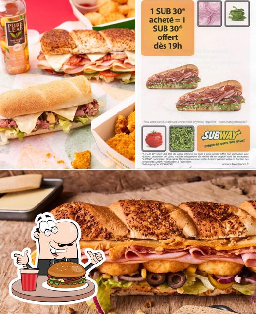 Commandez un hamburger à Subway