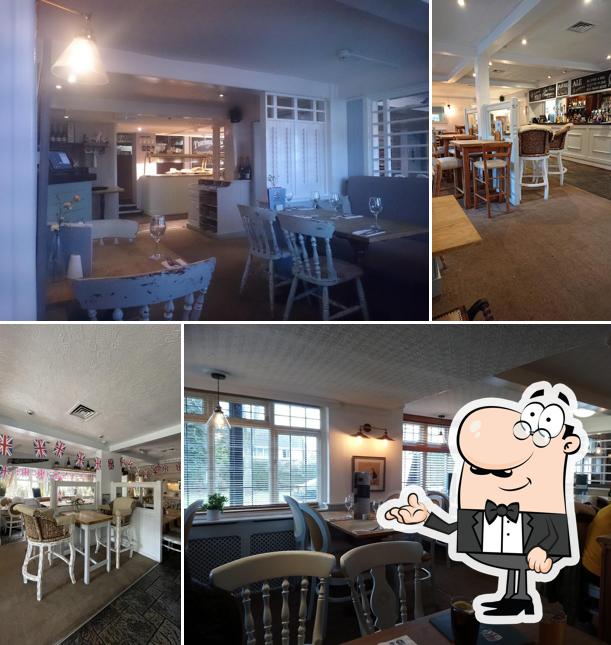 The Plough, Leverstock Green Rd in Hemel Hempstead British restaurant