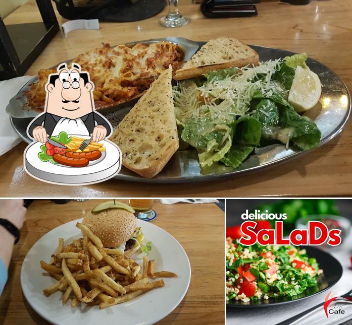 Boomerangs Cafe in Port Alberni Restaurant menu and reviews