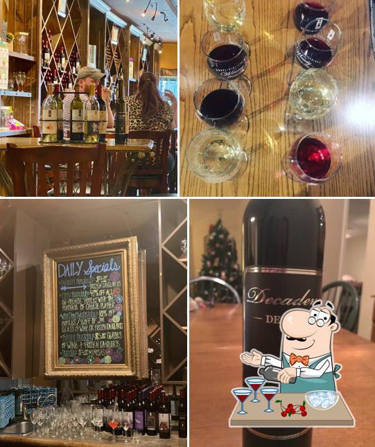 В "Grape Vine Springs Winery" можно заказать различные алкогольные напитки