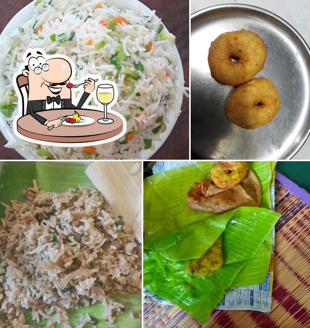 Food at Udupi Venkatesha Bhavan