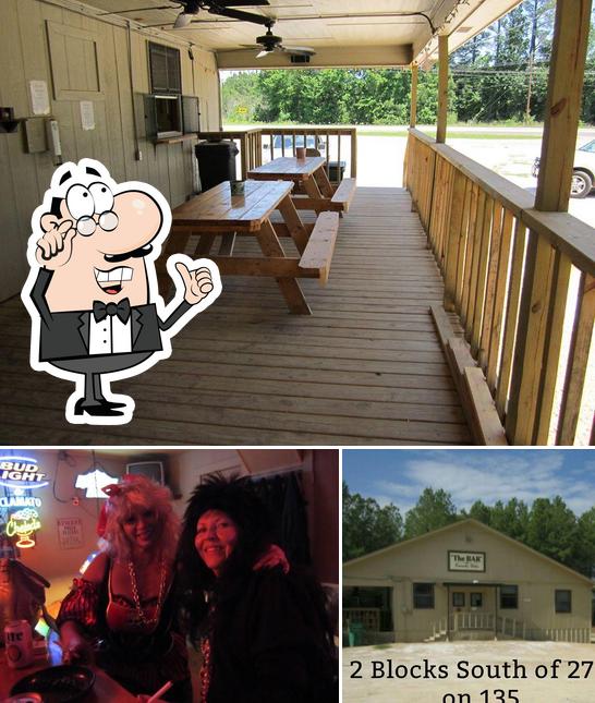The Bar in Gladewater Restaurant reviews