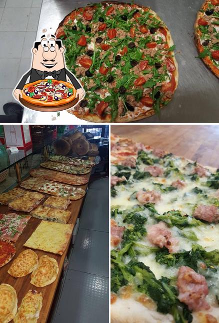 Ordina una pizza a Bar Centrale - Tabaccheria Pizzeria F.lli Ponzo