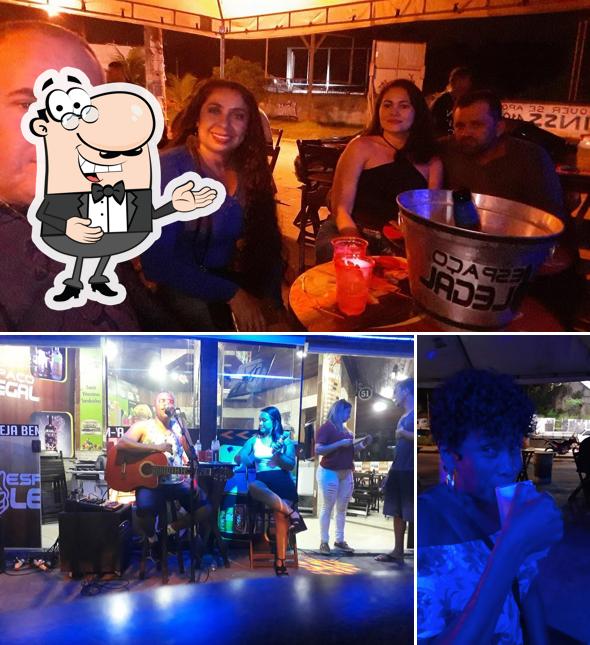 Look at the pic of Espaço Legal