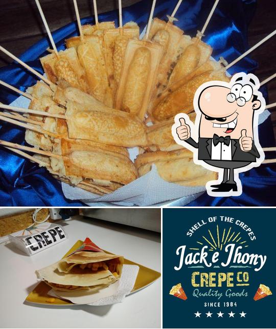 See the pic of Jack e Jhony Crepe Co