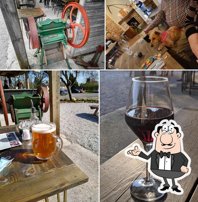 Find the best place to eat in Lower Withington, spring 2024