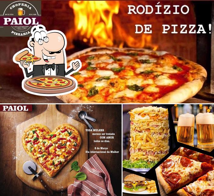Pick pizza at Paiol Mineiro