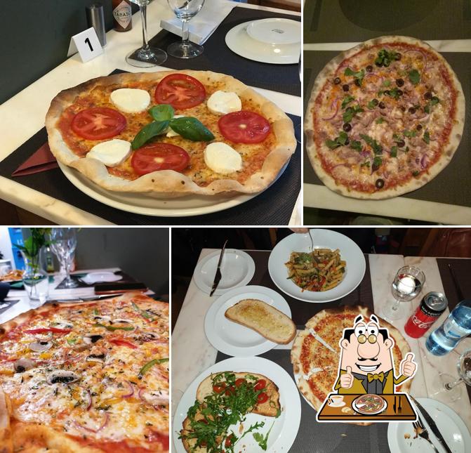 Escolha pizza no Tomato Garden Italian Restaurant