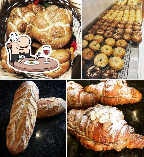 La Tanda Bakery, Barra de Navidad Restaurant reviews