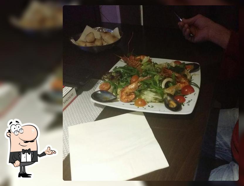 Salvatores Pizza