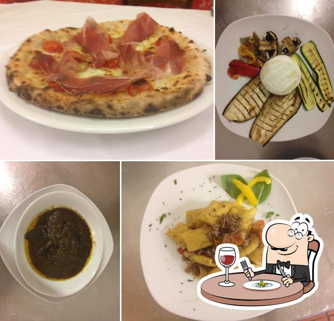 Cibo al Ristorante - Pizzeria La Stella