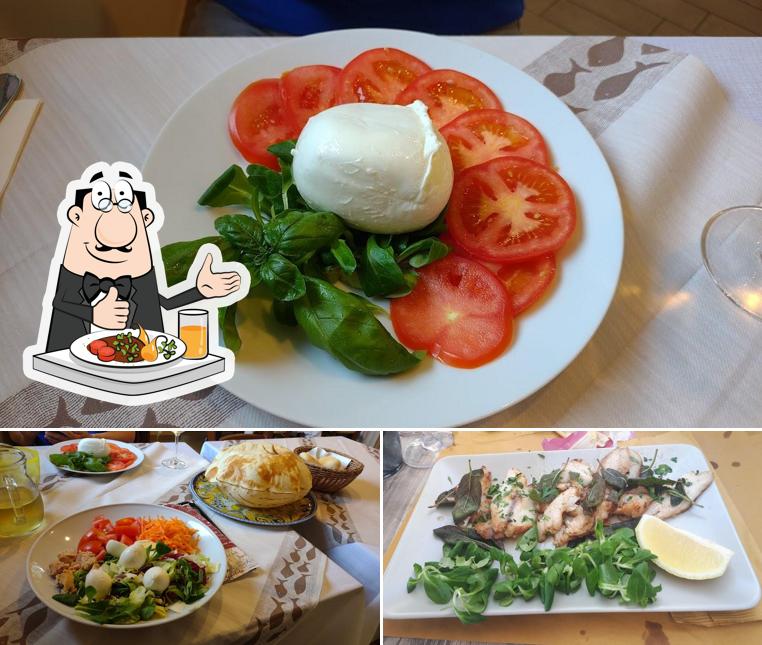 Platti al Bar Osteria al Porto di Villa
