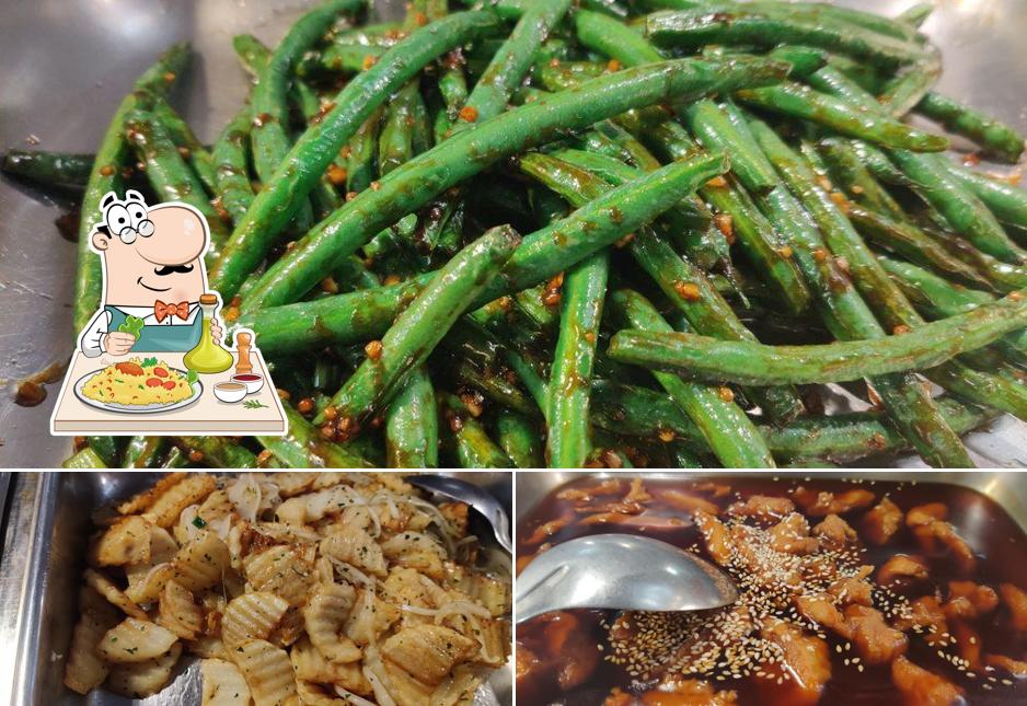 Chinese Wok, 807 E North Ave in Belton Restaurant menu and reviews