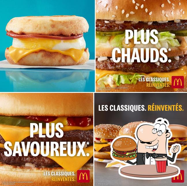 Commandez un hamburger à McDonald's