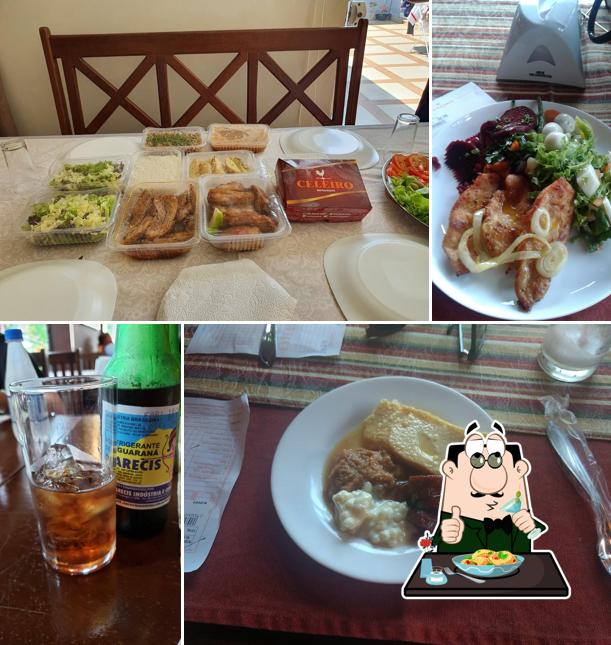 Comida em Celeiro Restaurante