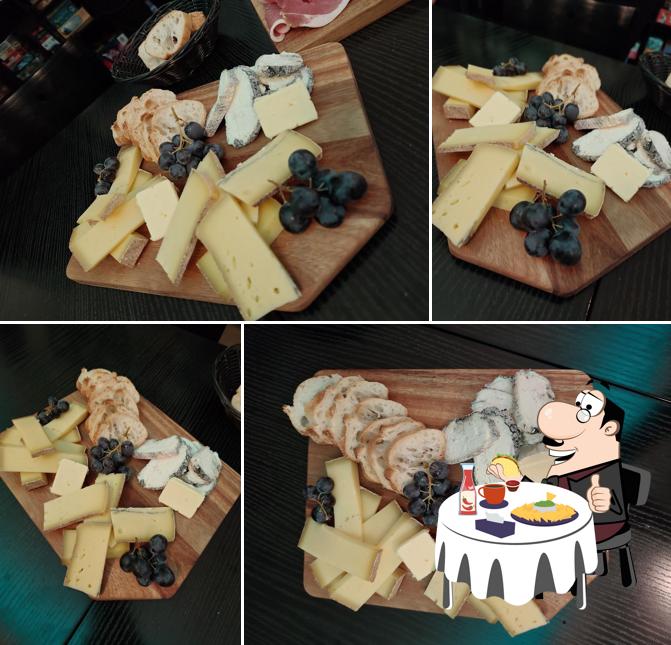 Assiette de fromage à Society - Bar à Jeux