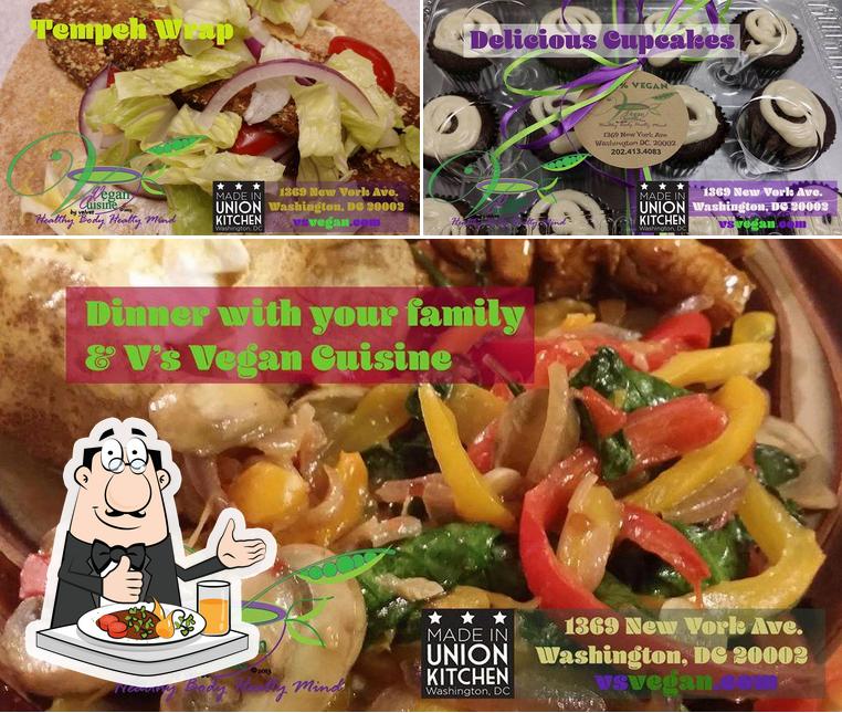 Еда в "V's Vegan Cuisine"