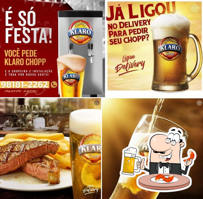 Você pode tomar uma tulipa de cerveja leve ou escura