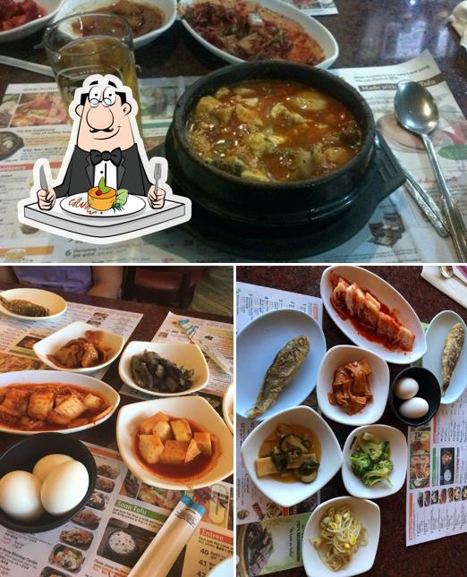ABC Tofu House, 18044 Saticoy St in Los Angeles Restaurant menu and reviews