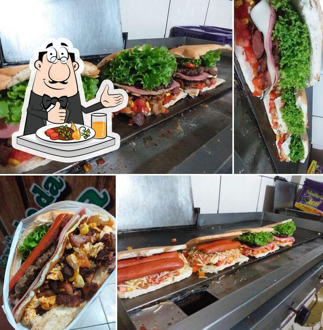 LEO'S Lanches