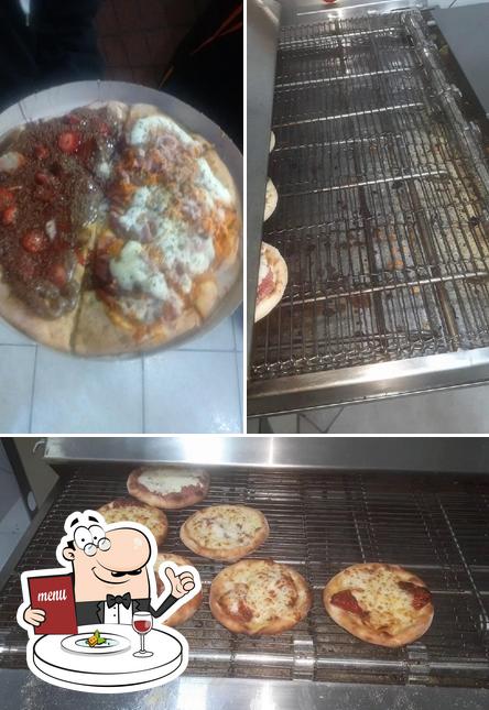 Comida em Bevenutti Pizzaria esfiharia