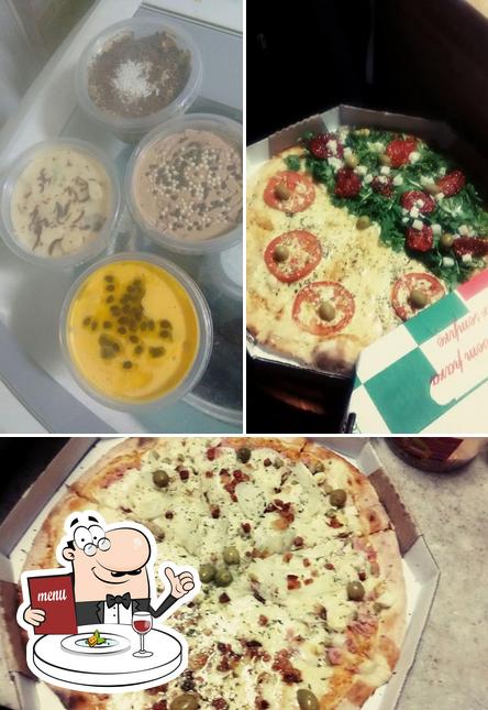 Comida em Pizzaria Dois Irmãos