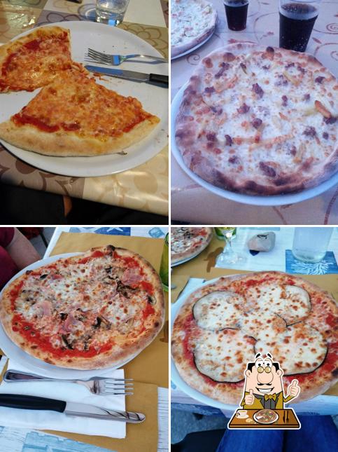 Scegli tra le molte varianti di pizza