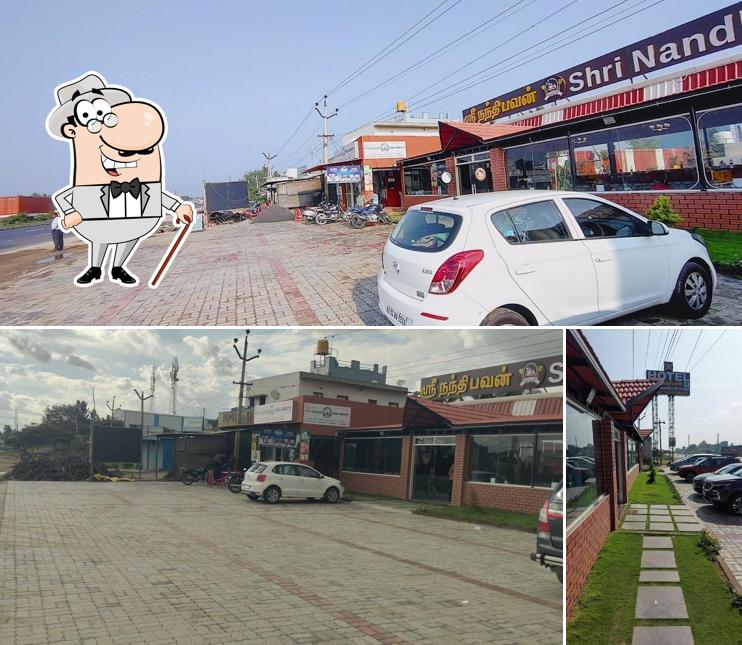 Shri Nandhi Bhavan Family Restaurant