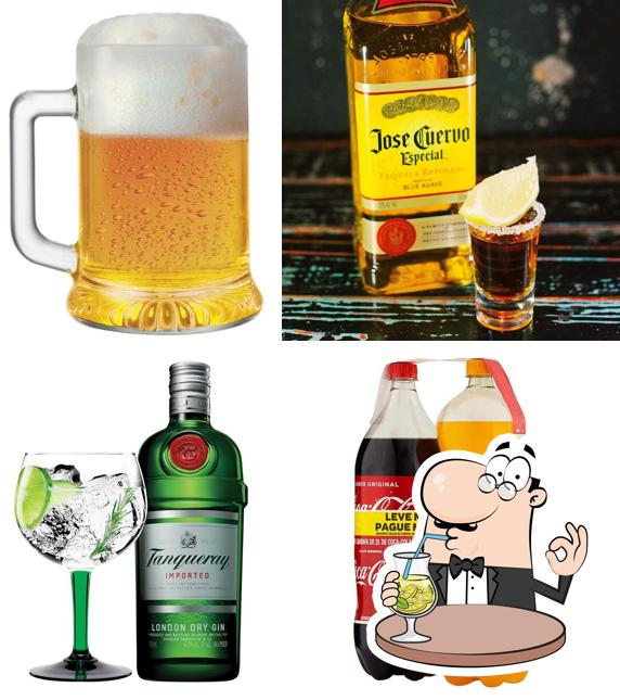 JULINHO'S PUB