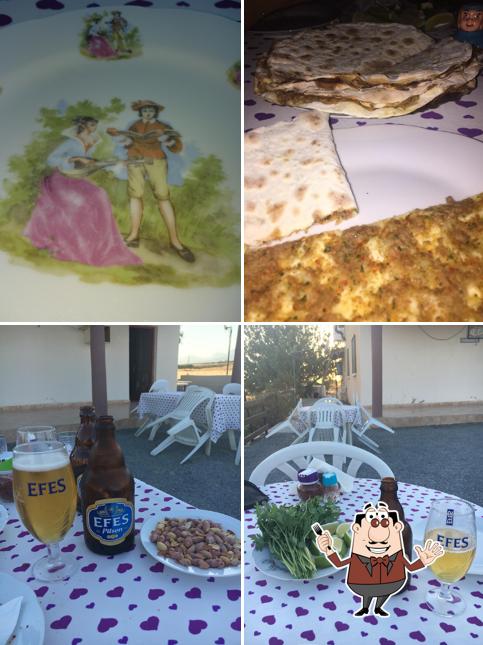 Las fotos de comida y interior en Arzum Lahmacun