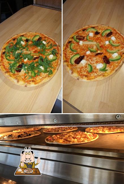 Try out pizza at Persilja Pizzeria