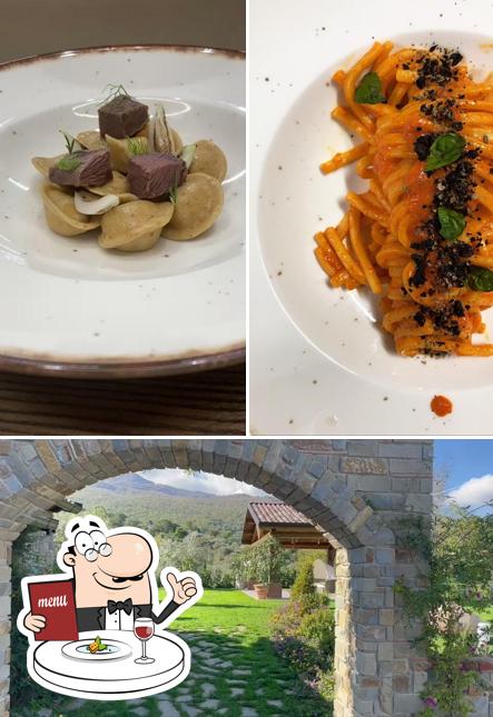 La immagine della cibo e esterno di Dimora Vinea