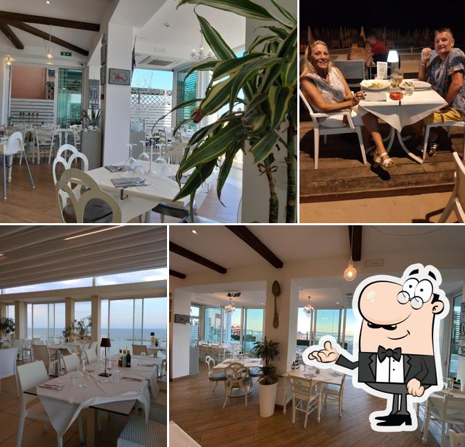 Siediti a un tavolo di Wave - cucina e pizza