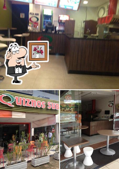 O interior do Quiznos