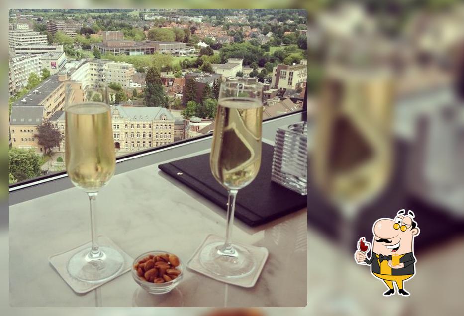 Sky Lounge