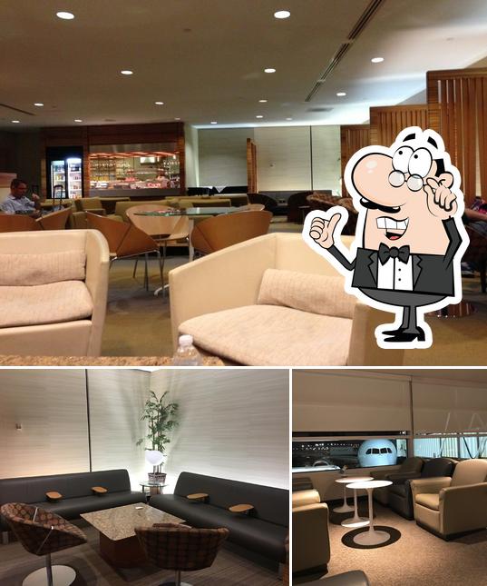 Swissport Lounge in Chicago Restaurant reviews