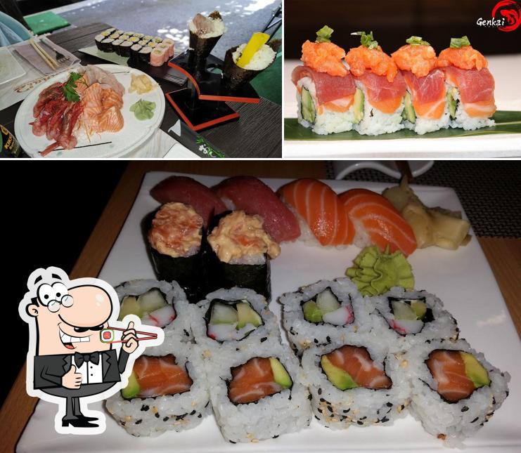 Les sushi sont offerts par Genkai 2 Roma