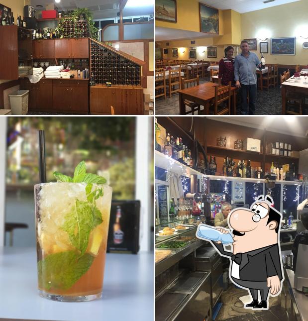Las fotos de bebida y interior en Meson A Casa Da Veiguela - II