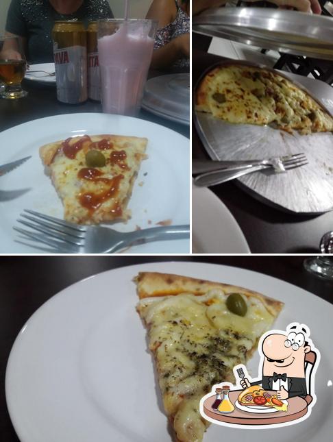 Escolha pizza no Restaurante e Pizzaria Pedággio