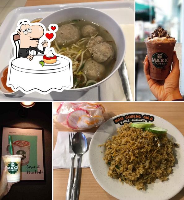 MAXX Coffee cafe, South Jakarta, Siloam Hospital MRCCC Restaurant menu and reviews