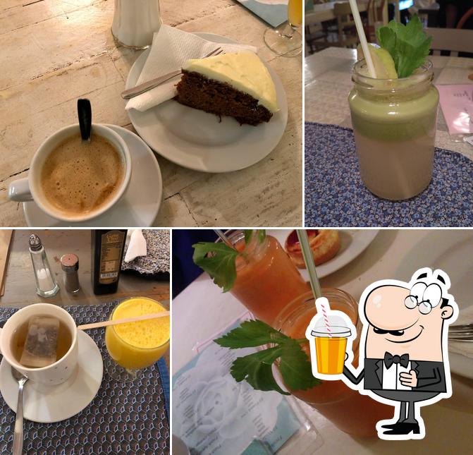 Café Camelia offers a variety of beverages