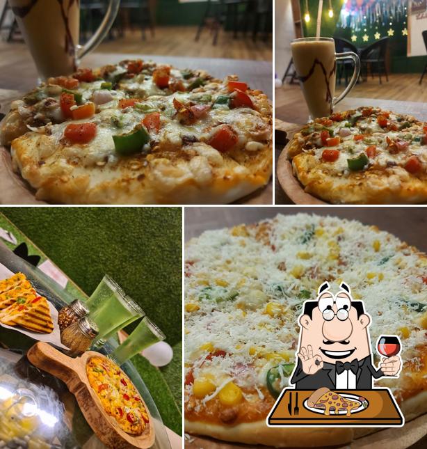 Order pizza at Cafe lifeline