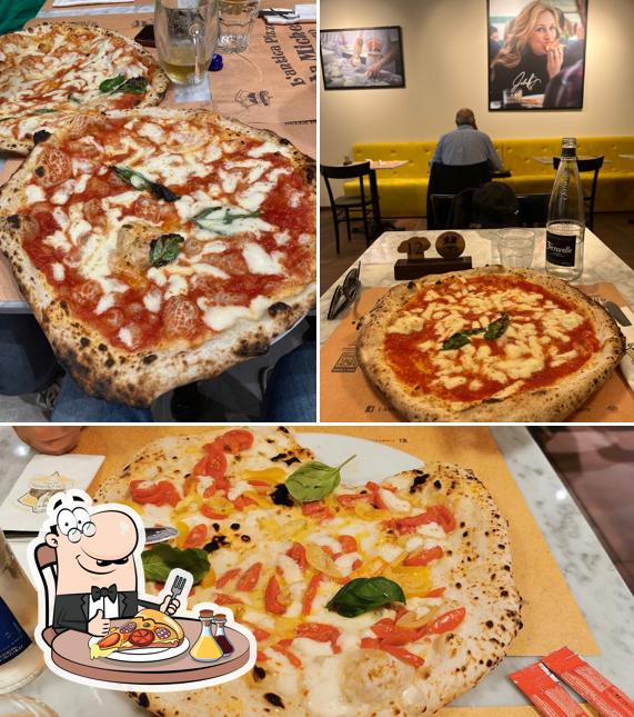 Try out pizza at L' Antica Pizzeria da Michele